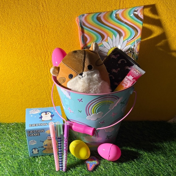 Easter Bucket - Kids Toy Set - Bundle - Picture 2 of 6